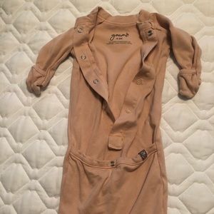 Goumi sleep gown 0-3 months
